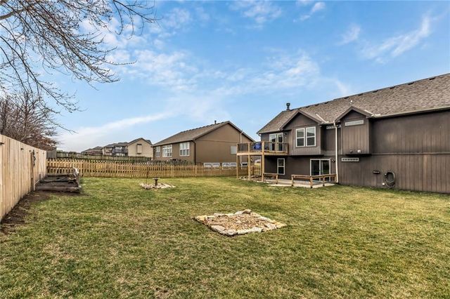 803 Englewood Drive, Kearney, MO 64060