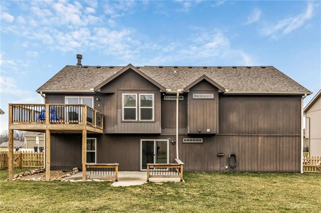 803 Englewood Drive, Kearney, MO 64060