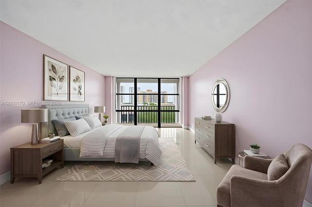 800 Parkview Dr 506, Hallandale Beach, FL 33009