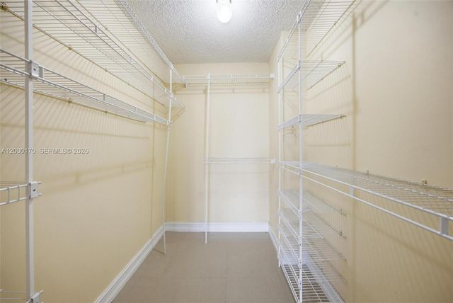 800 Parkview Dr 506, Hallandale Beach, FL 33009