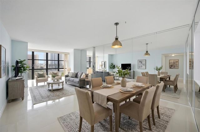 800 Parkview Dr 506, Hallandale Beach, FL 33009