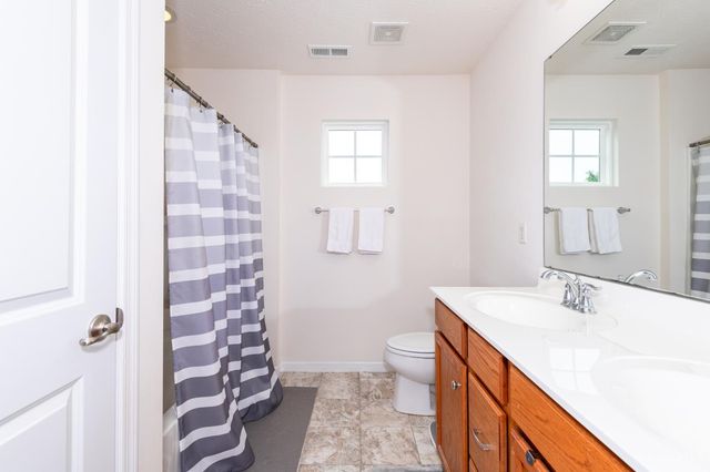 5295 Venetian Way, Hamilton Twp, OH 45152