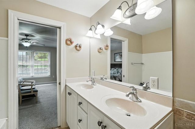 4904 Timberline Drive, Middletown, OH 45042