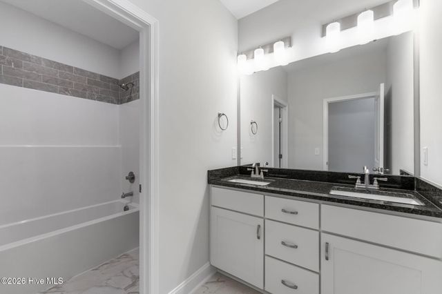 233 Telluride Court, Aberdeen, NC 28315