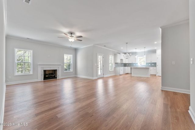 233 Telluride Court, Aberdeen, NC 28315