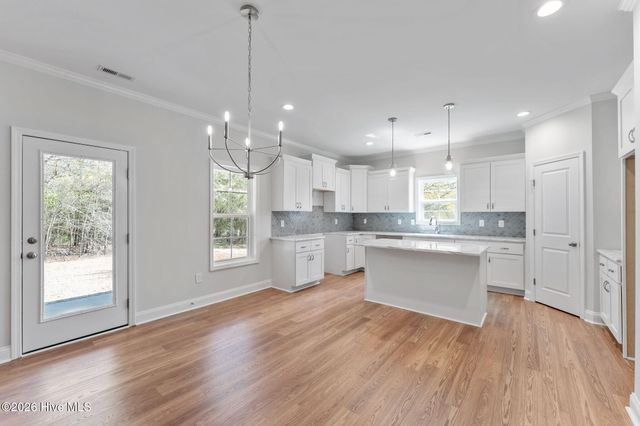 233 Telluride Court, Aberdeen, NC 28315