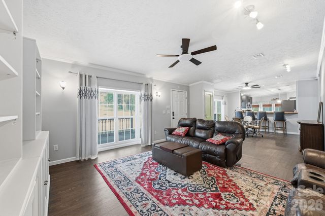 10368 Turnplow Drive, Davidson, NC 28036