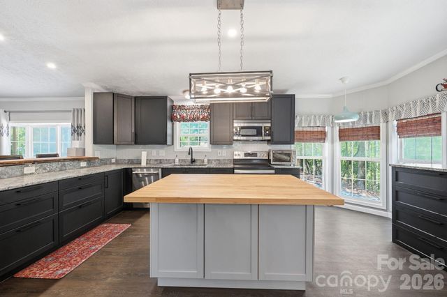 10368 Turnplow Drive, Davidson, NC 28036