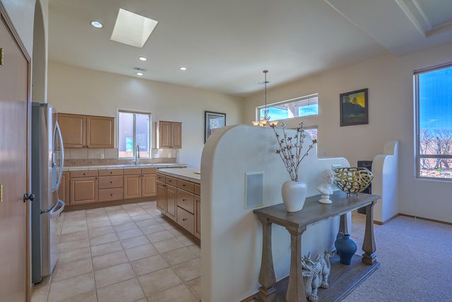 7315 Hawthorn Avenue NE, Albuquerque, NM 87113