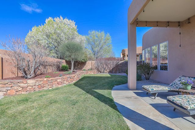 7315 Hawthorn Avenue NE, Albuquerque, NM 87113