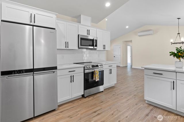 902 W California Road, Shelton, WA 98584