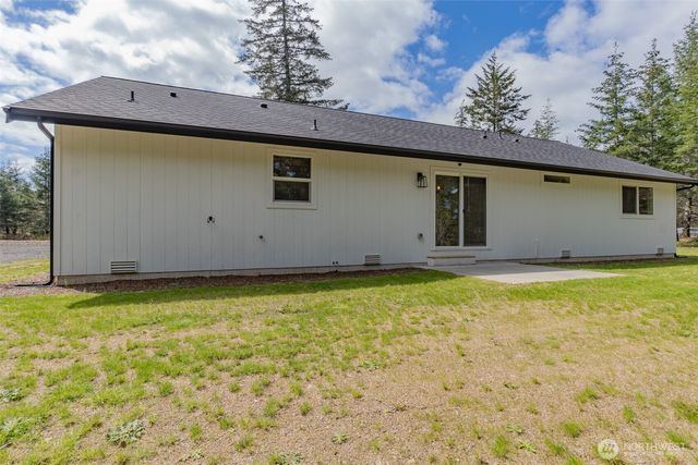 902 W California Road, Shelton, WA 98584