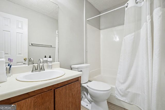7967 Creekstone Way, Riverdale, GA 30274