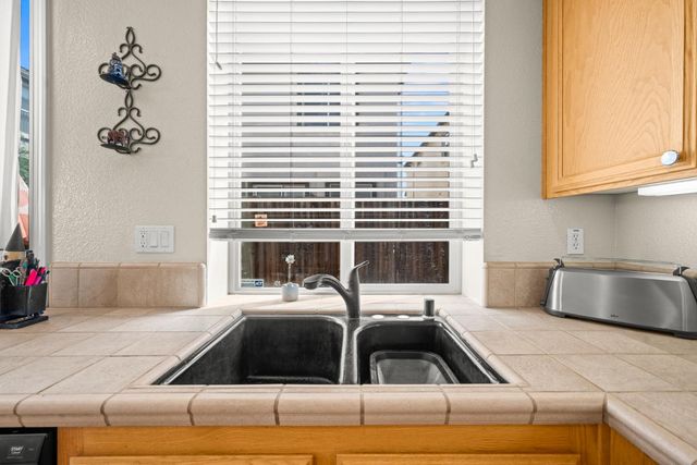 3271 San Vicente Rd, West Sacramento, CA 95691