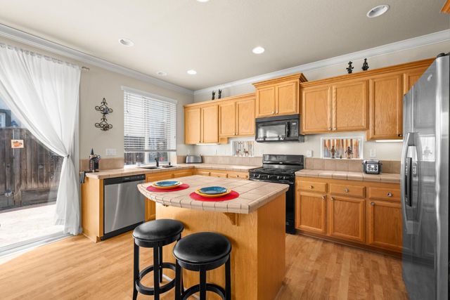 3271 San Vicente Rd, West Sacramento, CA 95691