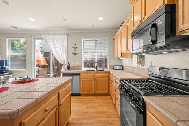3271 San Vicente Rd, West Sacramento, CA 95691