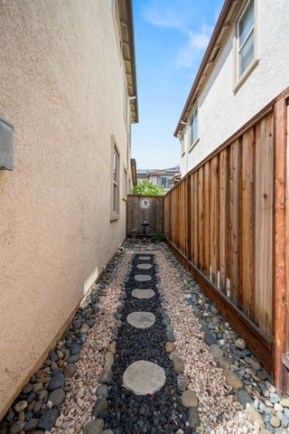 3271 San Vicente Rd, West Sacramento, CA 95691