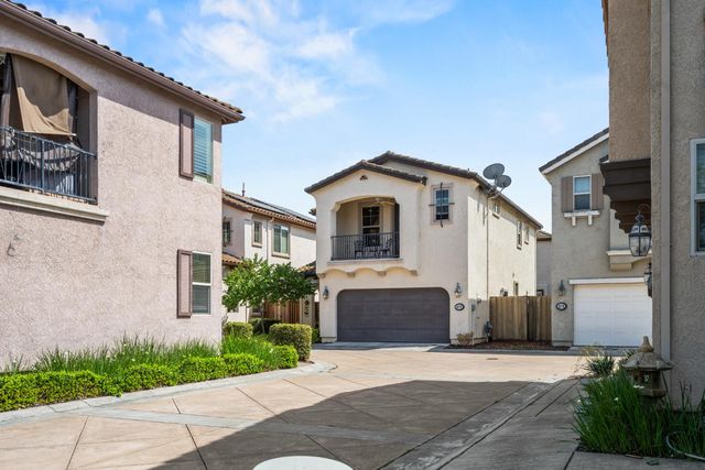 3271 San Vicente Rd, West Sacramento, CA 95691