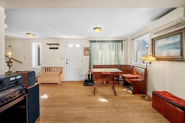 25 Lord St, Attleboro, MA 02703