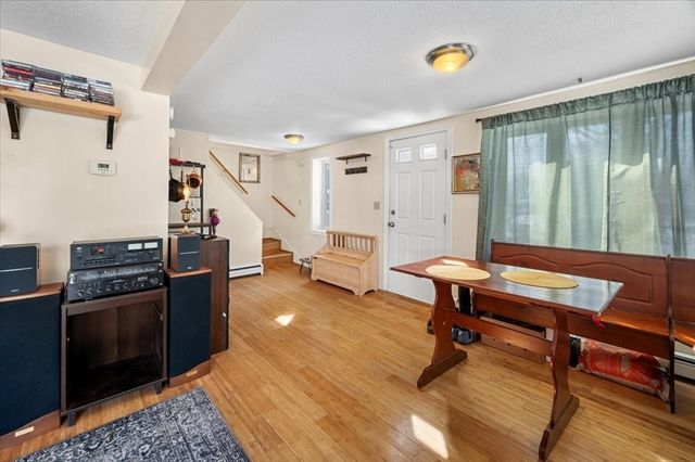 25 Lord St, Attleboro, MA 02703