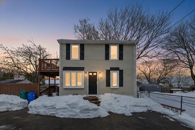 25 Lord St, Attleboro, MA 02703