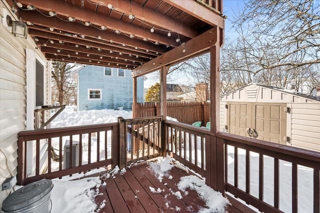 25 Lord St, Attleboro, MA 02703