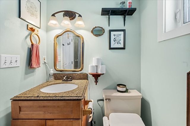 25 Lord St, Attleboro, MA 02703