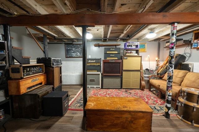 25 Lord St, Attleboro, MA 02703