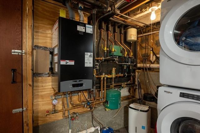 25 Lord St, Attleboro, MA 02703