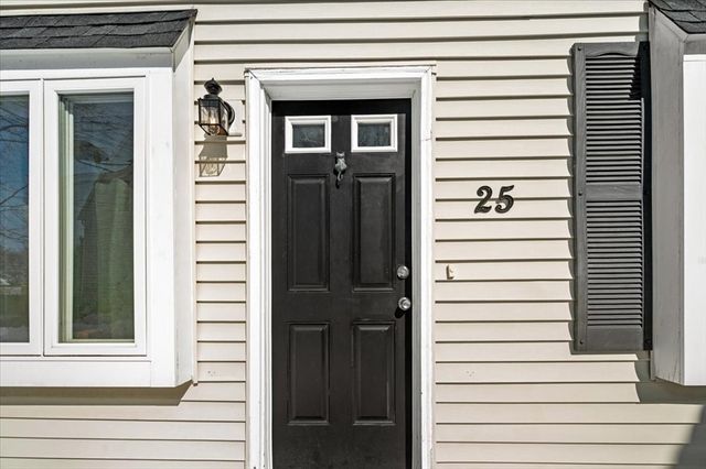 25 Lord St, Attleboro, MA 02703