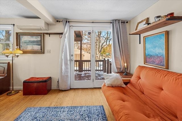 25 Lord St, Attleboro, MA 02703