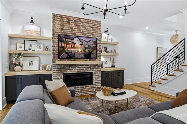 3564 S Sherwood Road SE, Smyrna, GA 30082