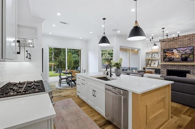 3564 S Sherwood Road SE, Smyrna, GA 30082