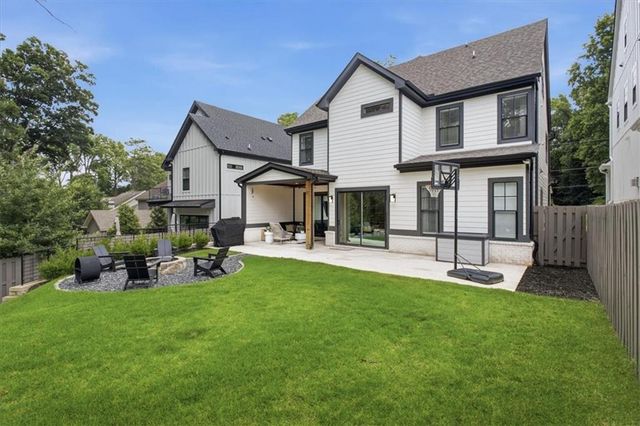 3564 S Sherwood Road SE, Smyrna, GA 30082