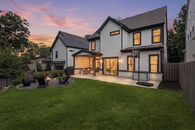 3564 S Sherwood Road SE, Smyrna, GA 30082
