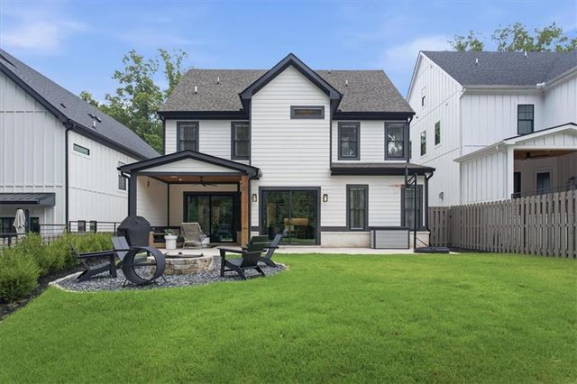 3564 S Sherwood Road SE, Smyrna, GA 30082
