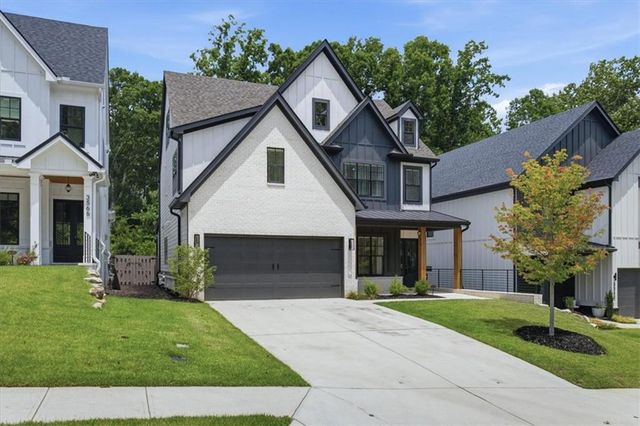 3564 S Sherwood Road SE, Smyrna, GA 30082
