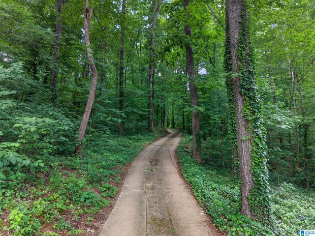 1685 SHELTON SHORES DRIVE, Talladega, AL 35160