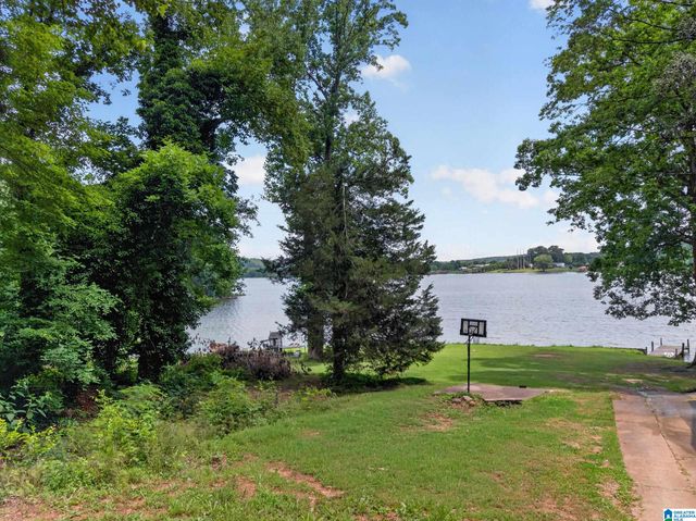 1685 SHELTON SHORES DRIVE, Talladega, AL 35160