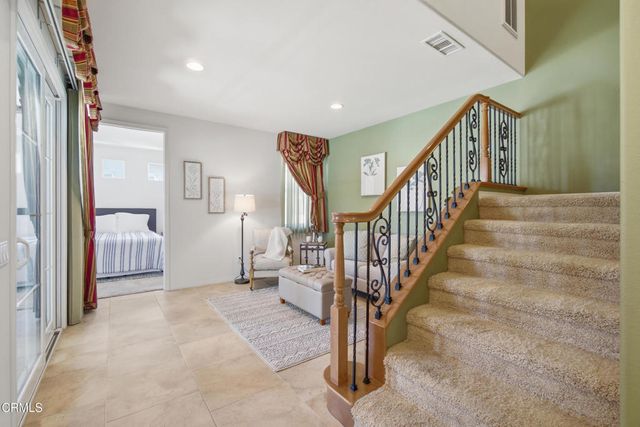 408 Village Commons Boulevard, Camarillo, CA 93012