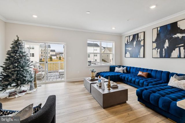 10939 DRUMMOND PL, White Plains, MD 20695