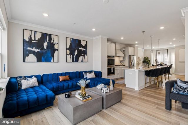 10939 DRUMMOND PL, White Plains, MD 20695