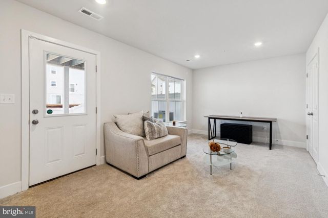 10939 DRUMMOND PL, White Plains, MD 20695