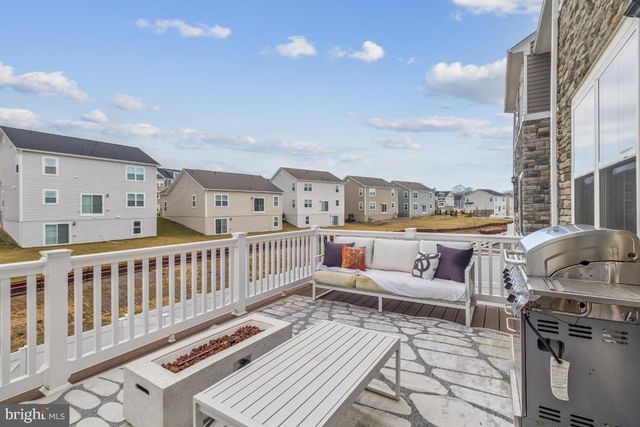 10939 DRUMMOND PL, White Plains, MD 20695