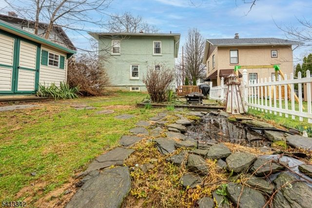 916 Gates St, Phillipsburg Town, NJ 08865