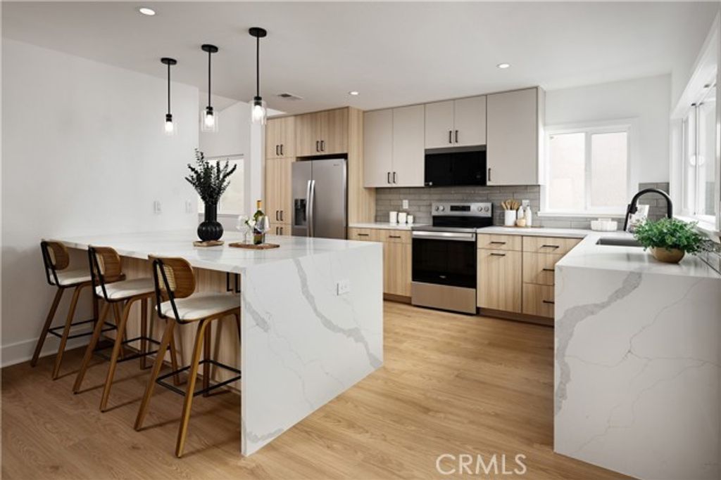 10230 El Monterey Avenue, Fountain Valley, CA 92708