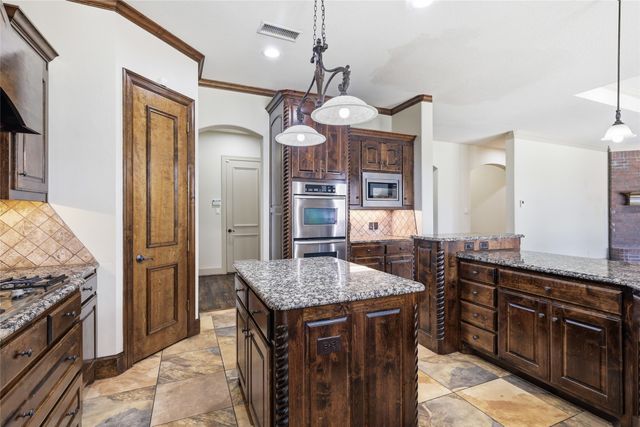 1453 Whitley Road, Keller, TX 76248