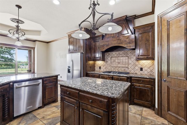 1453 Whitley Road, Keller, TX 76248