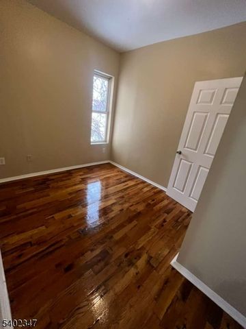 117 S 12Th St, Newark City, NJ 07107