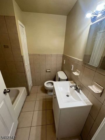 117 S 12Th St, Newark City, NJ 07107